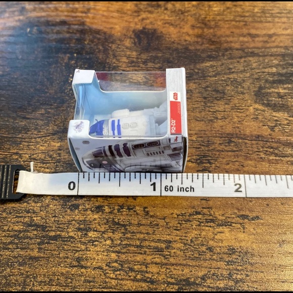 Disney Store Mini Brands - R2-D2 - Picture 3 of 4